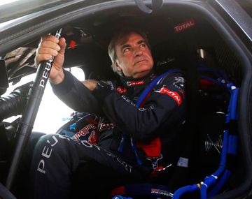 Sainz abandonó y el Dakar tiene nuevo líder en autos