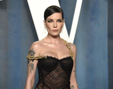 Halsey, cantante estadounidense.