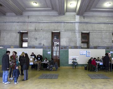 Las primarias se desarrollan con normalidad