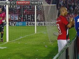 sanchez le pego a un alcanzapelotas y se podria perder el mundial de clubes sanchez le pego a un alcanzapelotas y se podria perder el mundial de clubes