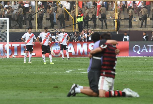 Con una ráfaga de Gabigol, Flamengo se lo da vuelta a River y es campeón de la Copa Libertadores