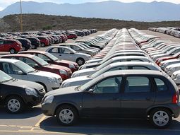 Si financiás un auto, se paga dos veces su valor real
