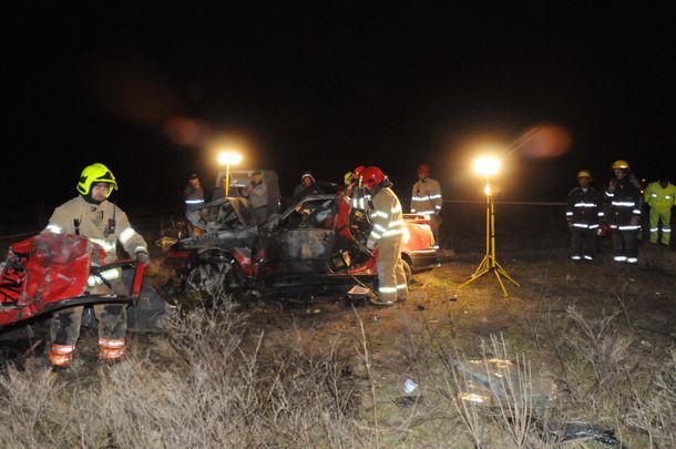 Otra tragedia golpea a Rosario: siete muertos en un choque