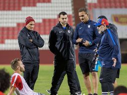 El delantero en uno de sus primeros contactos con el eterno 10