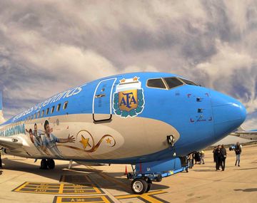 ¿Cómo es el avión que llevará a la Selección a Brasil?