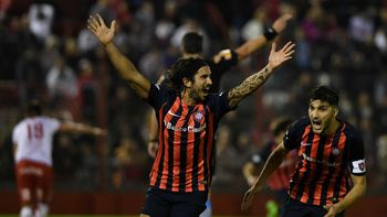 con poco, san lorenzo vencio a huracan y sigue de cerca a boca con poco, san lorenzo vencio a huracan y sigue de cerca a boca