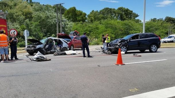 Uruguay: dos argentinos graves por un choque en ruta hacia Punta del Este