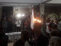 Despiden los restos de René Houseman (@ExcursioOficial)