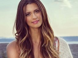 una modelo sufre una enfermedad en la piel y mostro su rostro sin maquillaje una modelo sufre una enfermedad en la piel y mostro su rostro sin maquillaje