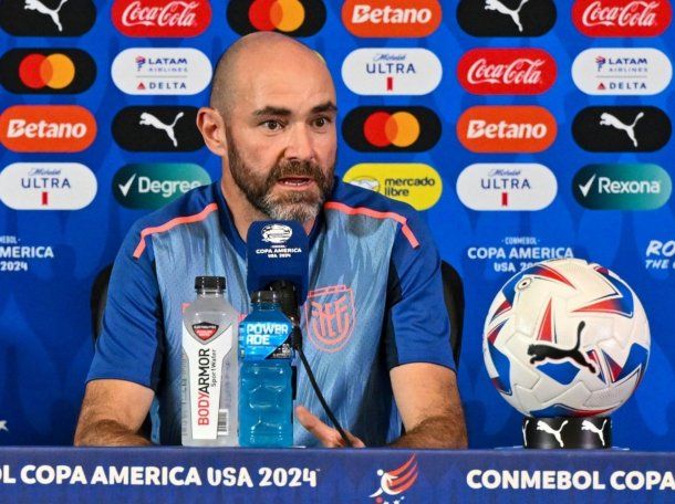El DT de Ecuador se tiene fe ante Argentina: No es un equipo invencible