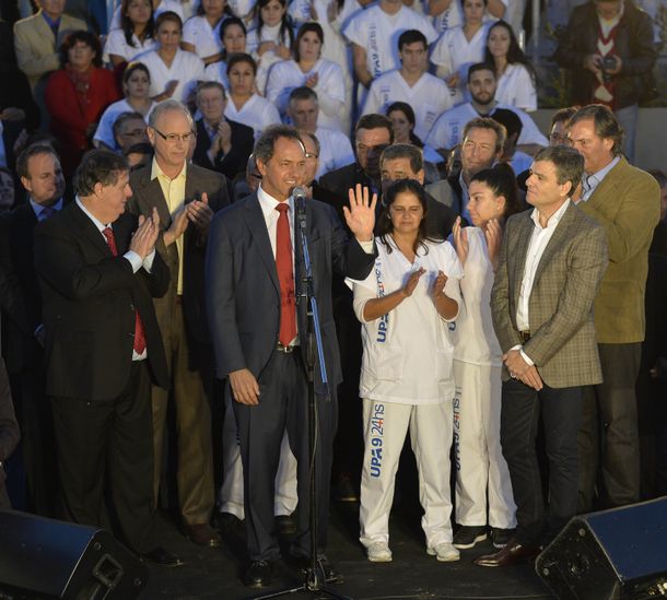 Scioli en campaña: La salud pública es pilar de una sociedad inclusiva