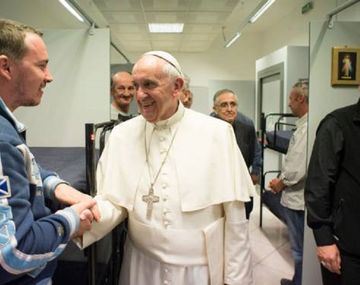 El Papa visitó nuevo hogar para sin techo
