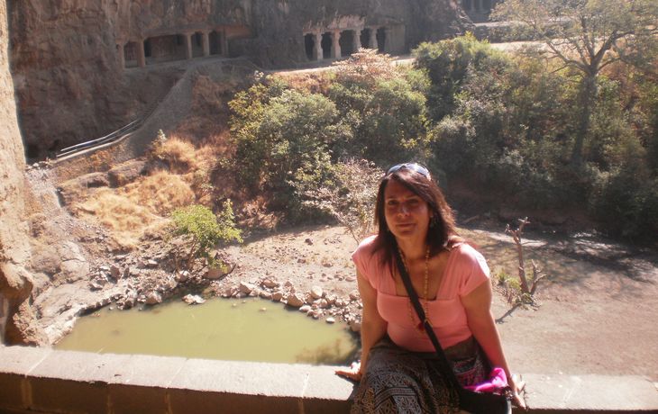 La exótica y nueva vida de Daisy May Queen en la India