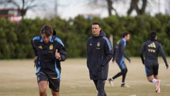 los dos futbolistas que entrenan en ezeiza y se acercan al mundial 2026 los dos futbolistas que entrenan en ezeiza y se acercan al mundial 2026