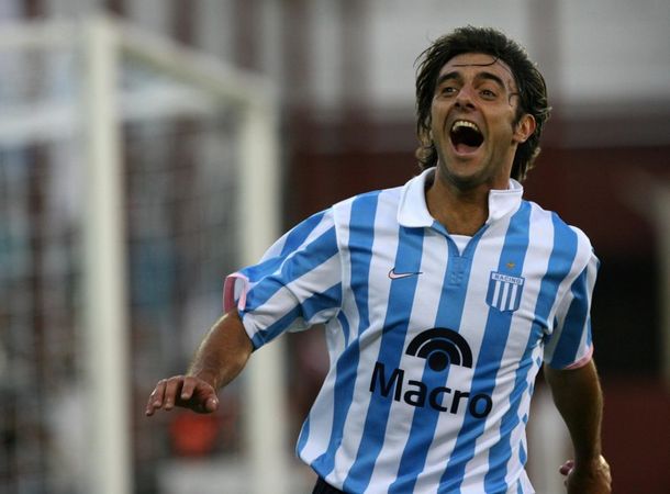 Un ídolo de Racing embargó al club por una deuda millonaria