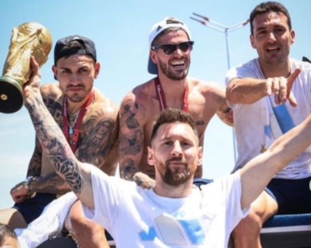 Dos bebés nacieron durante la caravana mundialista: se llaman Messi y Messías