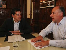 a dias de los comicios en cordoba, de pedro recibio a accastello en la rosada a dias de los comicios en cordoba, de pedro recibio a accastello en la rosada