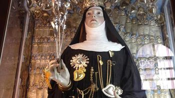 Santa Patricia es, junto a San Genaro, patrona de Nápoles. Santa Patricia es, junto a San Genaro, patrona de Nápoles.