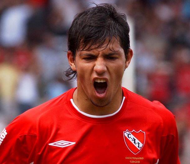 El Kun rechazó el pedido de la gente del Rojo: Es imposible que vuelva