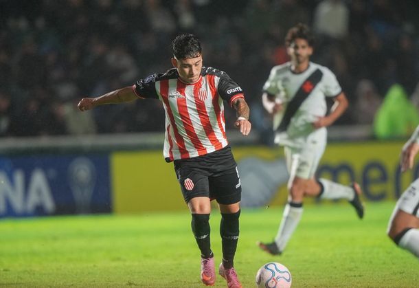 Barracas Central igualó sin goles con Vasco da Gama en el debut por Copa Sudamericana