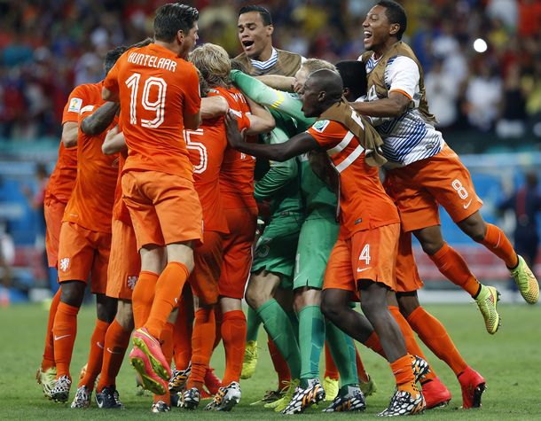 Holanda le ganó a Costa Rica por penales y será rival de la Selección
