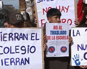Denuncian un intento de traslado de la escuela de Argentinos Jrs.