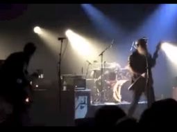 mira el momento en que empezo el ataque terrorista en el teatro le bataclan mira el momento en que empezo el ataque terrorista en el teatro le bataclan