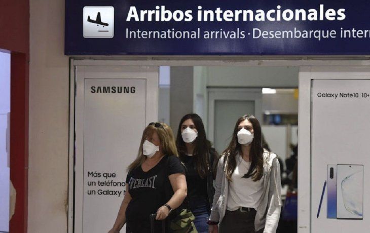 Ola de contagios y 160 aislados en Córdoba por un viajero con la variante Delta Ola de contagios y 160 aislados en Córdoba por un viajero con la variante Delta