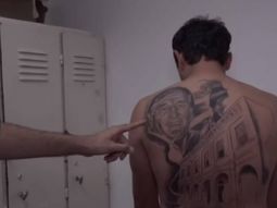 Un hombre se tatuó la cara del médico que le curó un cáncer