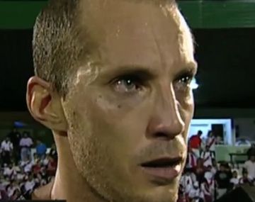 Un futbolista muy sensible: el llanto de un rival de River