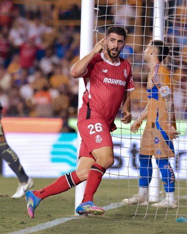 De cuánto es la fortuna de Paulinho, el goleador del Toluca campeón del Clausura 2025