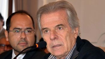 victor laplace presento puerta de hierro, el exilio de peron en jujuy victor laplace presento puerta de hierro, el exilio de peron en jujuy