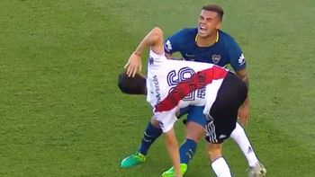 ¡carcel para uno! el brutal planchazo de nacho fernandez que termino en gol de boca ¡carcel para uno! el brutal planchazo de nacho fernandez que termino en gol de boca