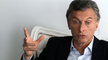 afirman que macri prepara una megadevaluacion que impactaria en los salarios afirman que macri prepara una megadevaluacion que impactaria en los salarios