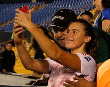 Un hincha abusó de una futbolista en plena tribuna en México