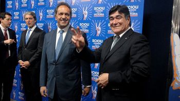scioli y zannini reuniran hoy al circulo celeste y blanco en costa salguero scioli y zannini reuniran hoy al circulo celeste y blanco en costa salguero