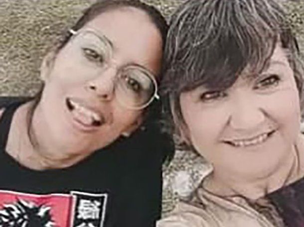 Cecilia Strzyzowski junto a su madre, Gloria Romero Cecilia Strzyzowski junto a su madre, Gloria Romero