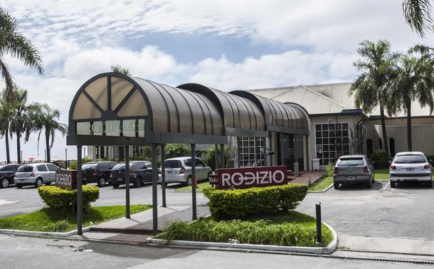 Allanan la cadena de restaurantes Rodizio por una millonaria evasión