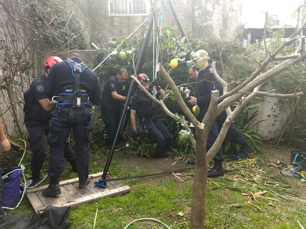 Una abuela de 95 años pasó 15 horas en un pozo y fue rescatada
