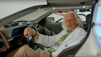 mira el video del profesor brown cuando llega al futuro mira el video del profesor brown cuando llega al futuro