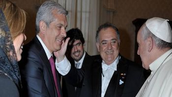 francisco recibio a eduardo valdes y julian dominguez francisco recibio a eduardo valdes y julian dominguez