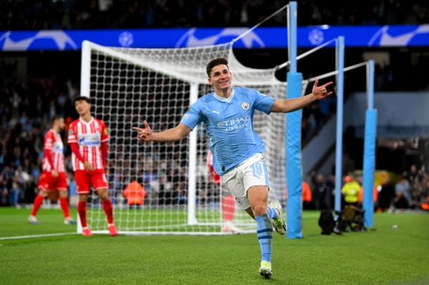 Doblete de Julián Álvarez para el triunfo del Manchester City por la Champions League