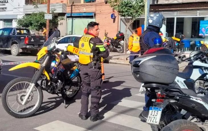 Sospechoso de abuso infantil, se tiró del balcón durante un allanamiento y murió