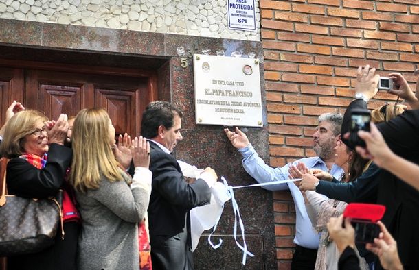 La Ciudad declaró sitio histórico a la casa donde vivió el Papa