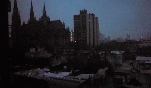 Ascienden a más de 33 mil los usuarios sin luz en la Ciudad y el Conurbano