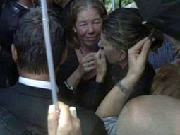 macri recibe este domingo a las hijas de nisman en olivos macri recibe este domingo a las hijas de nisman en olivos