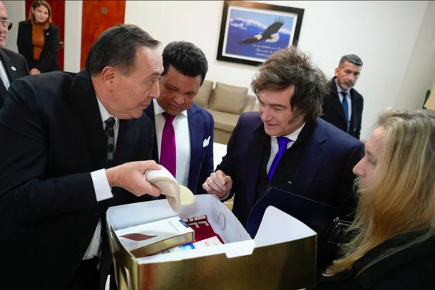 El milagro del pastor de Chaco amigo de Javier Milei: dijo que transformó 100.000 pesos en 100.000 dólares