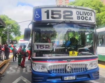 Impresionante choque entre dos colectivos en Monserrat: ocho heridos