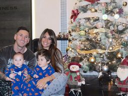 lionel messi presento a mateo con una tierna foto familiar lionel messi presento a mateo con una tierna foto familiar