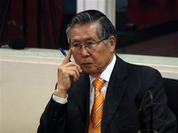alberto fujimori fue internado despues de sufrir un infarto alberto fujimori fue internado despues de sufrir un infarto